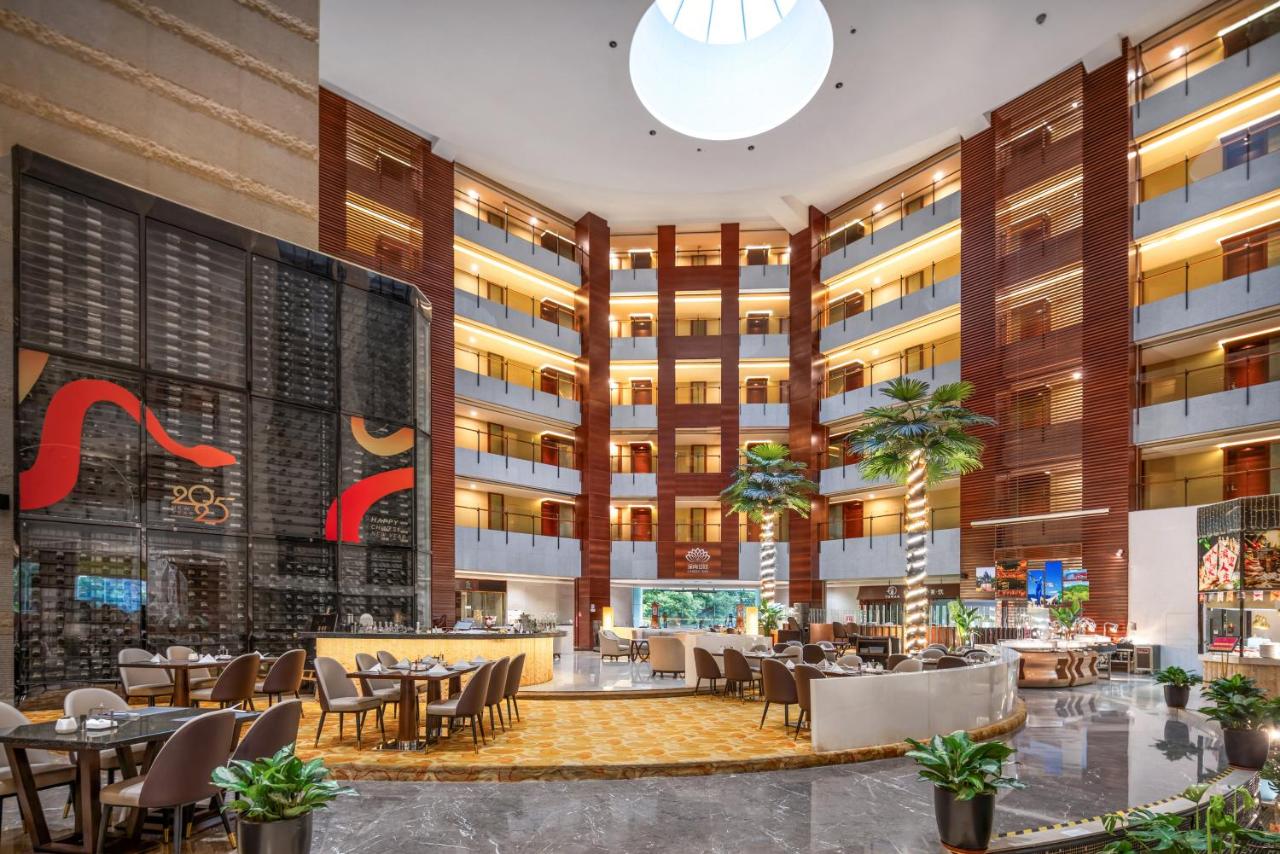 Grand Skylight International Hotel Shenzhen Guanlan, Near Metro Station, Huawei, Foxcnn, Shenzhen North Railway