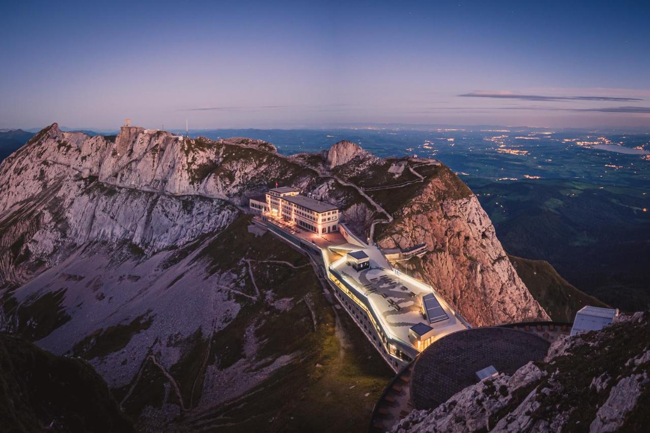Hotel Pilatus-Kulm photo 2