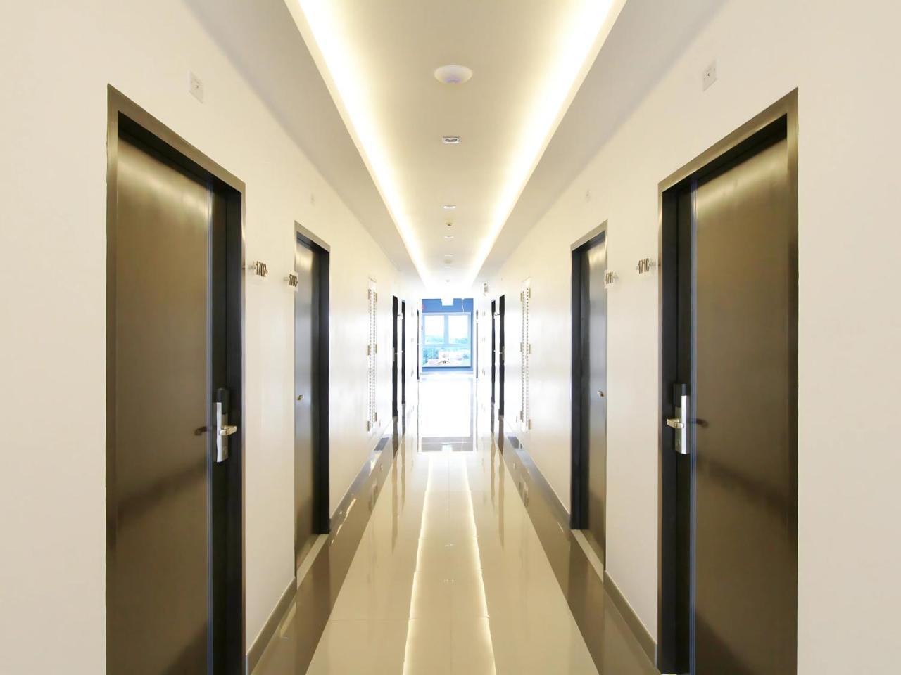 Anna-Nava Pakkret Hotel