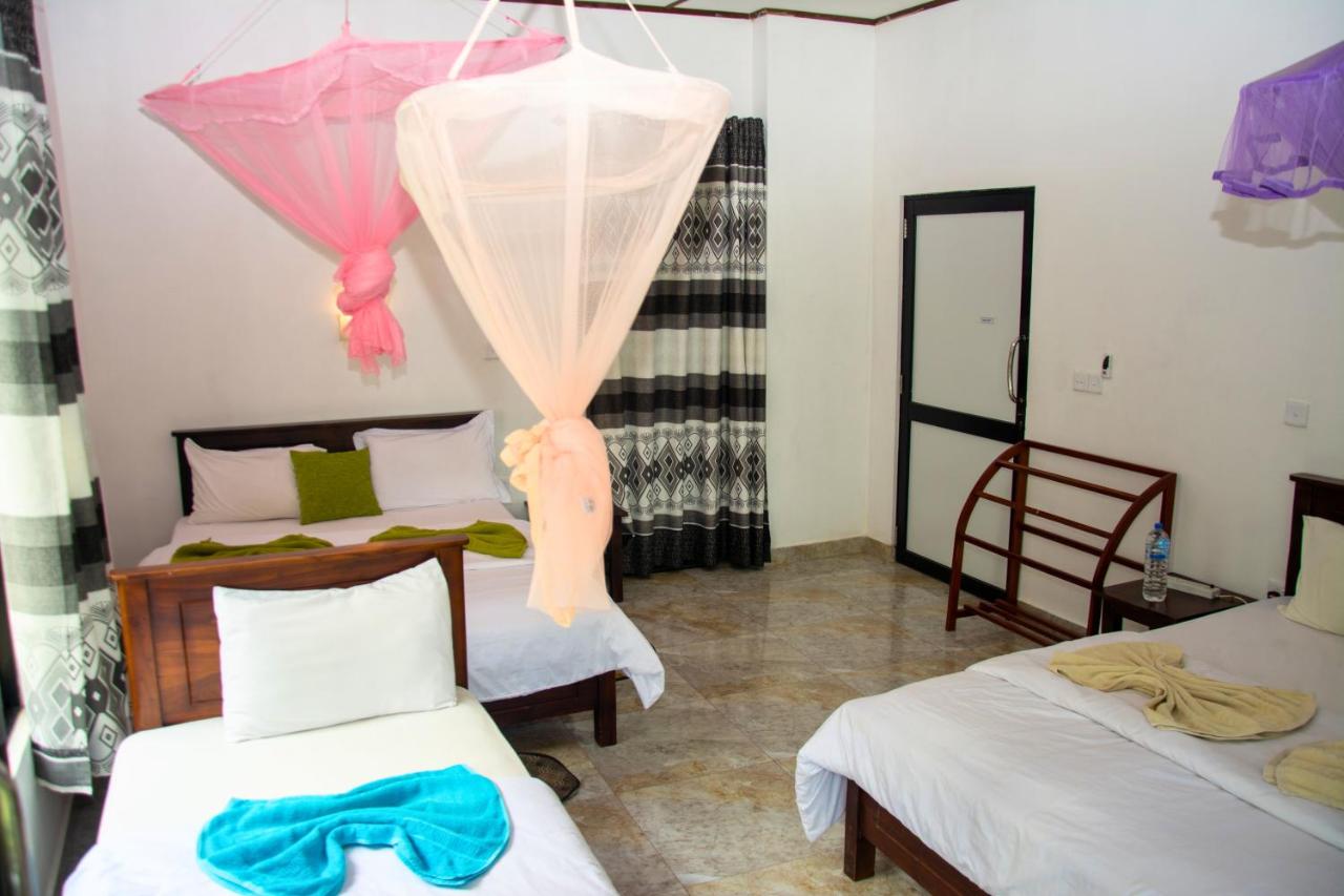 9 Arch view rest inn photo 2