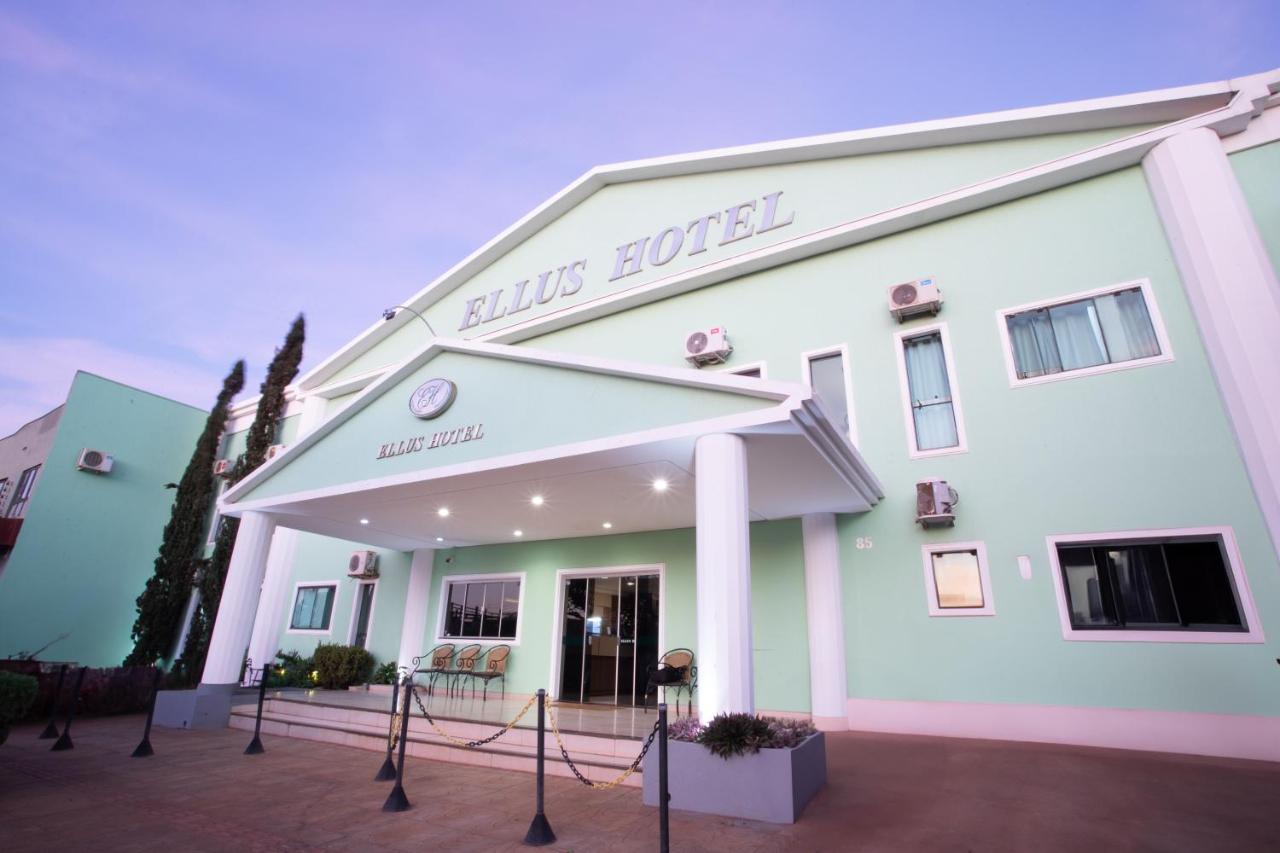 Ellus Hotel