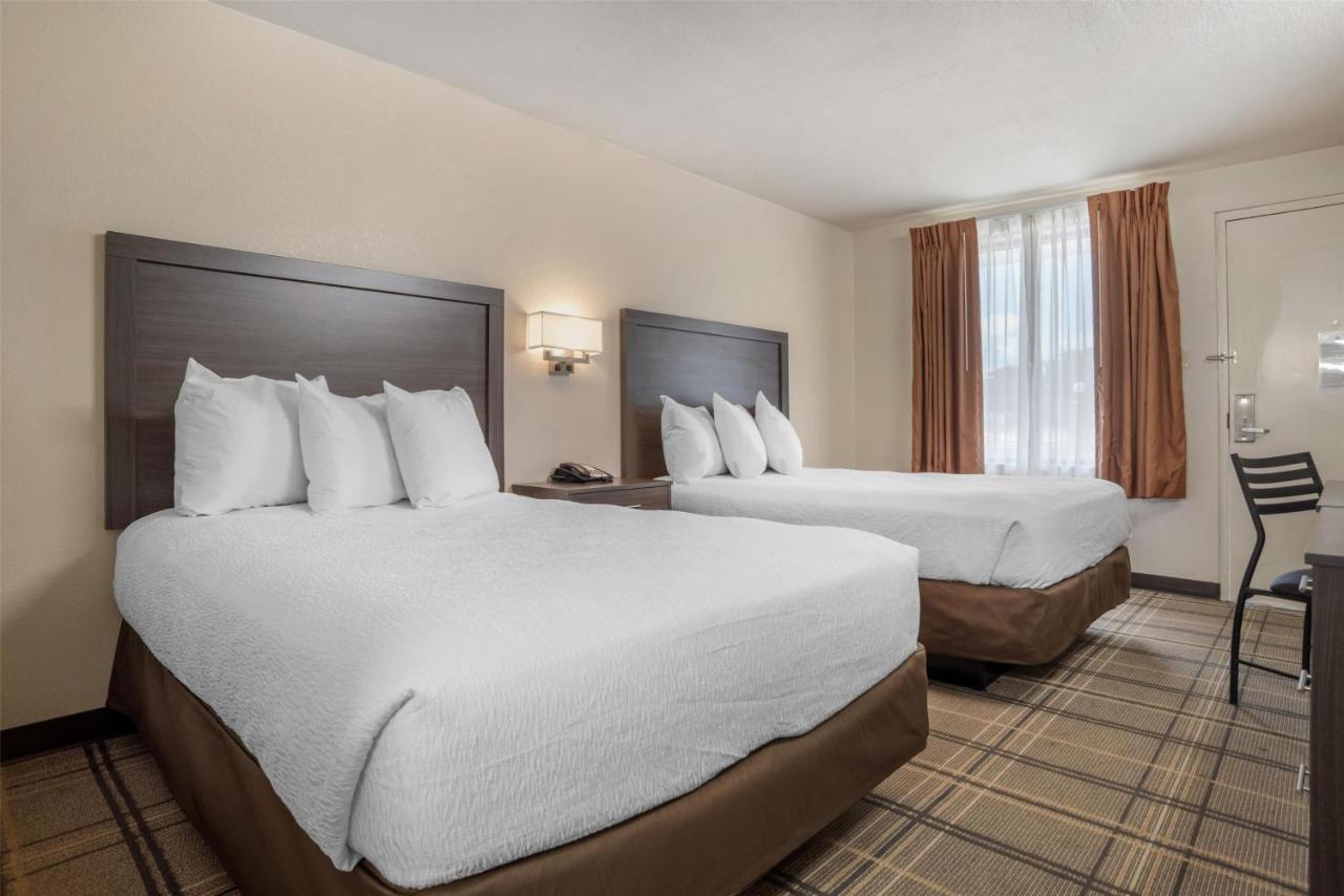SureStay by Best Western Gonzales photo 3