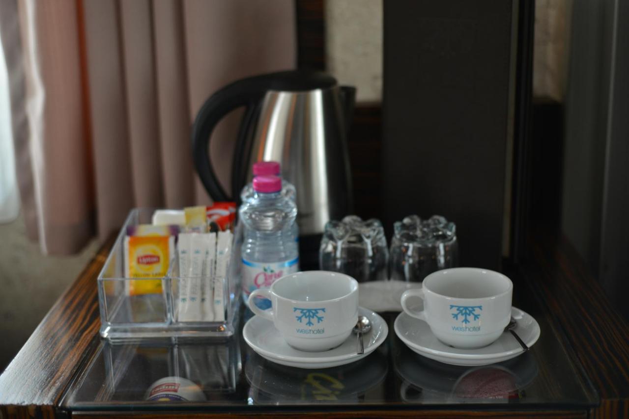 Wes Hotel photo 2