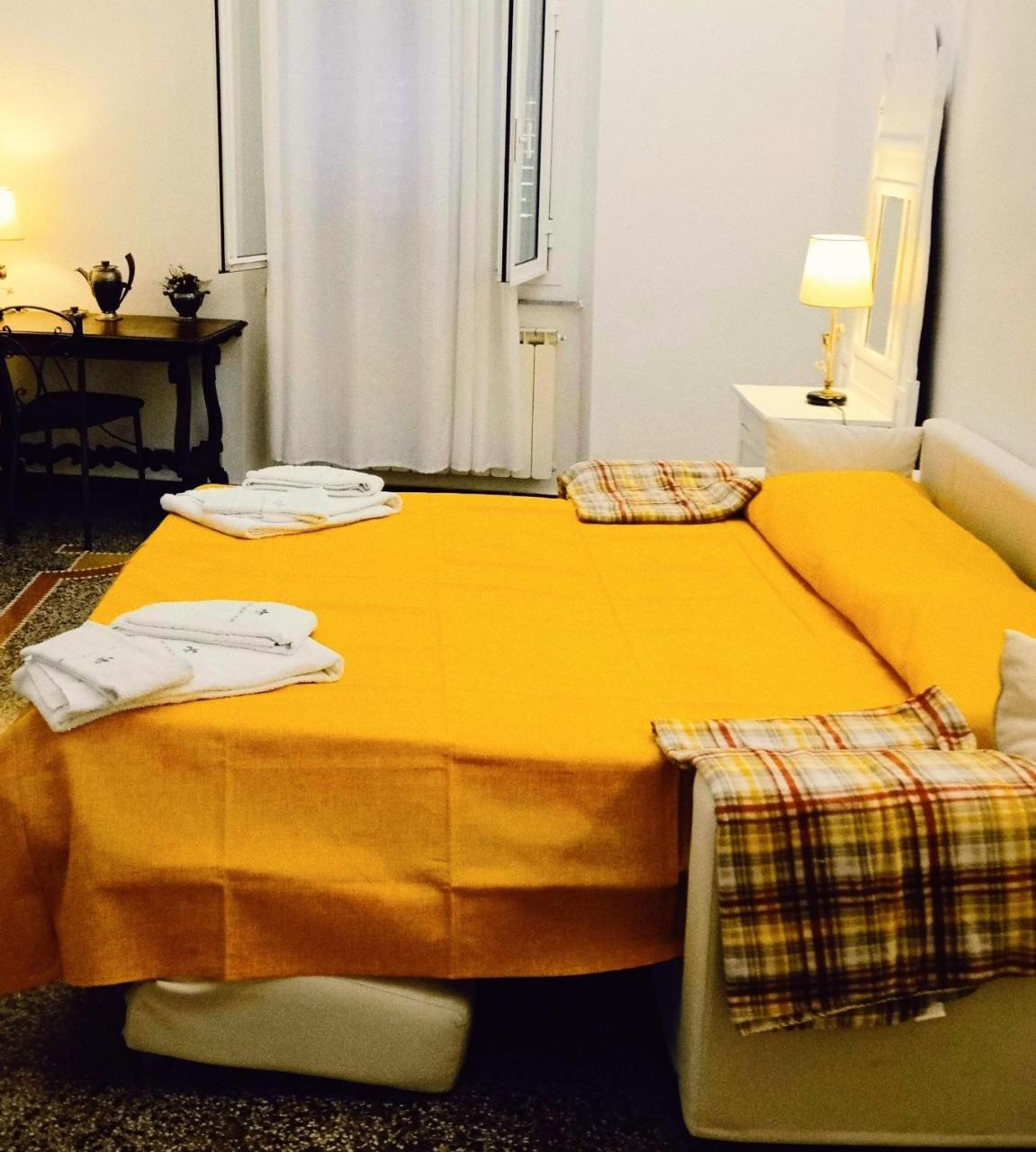 Small Luxury House - 4