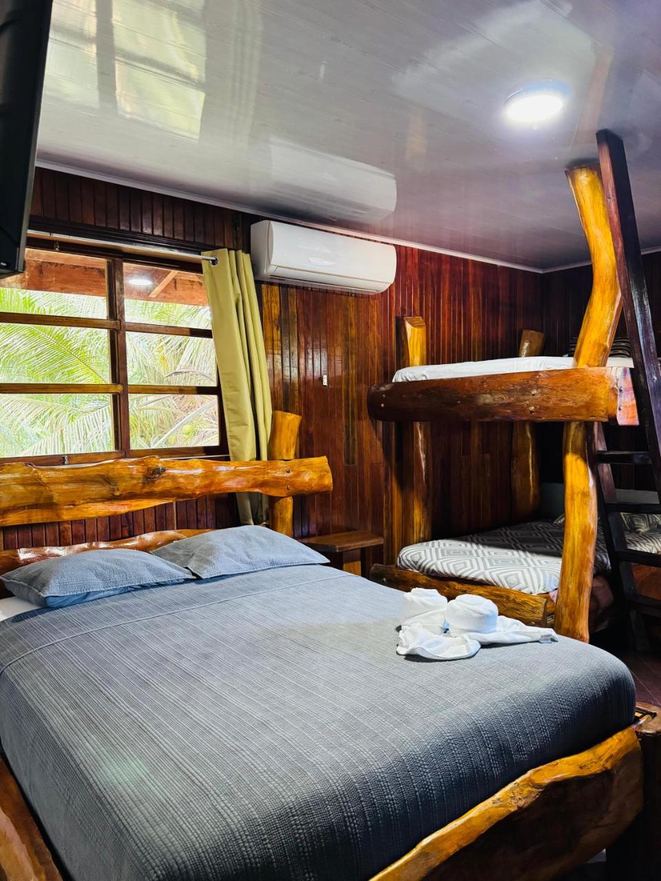 Hotel Isla inn photo 3
