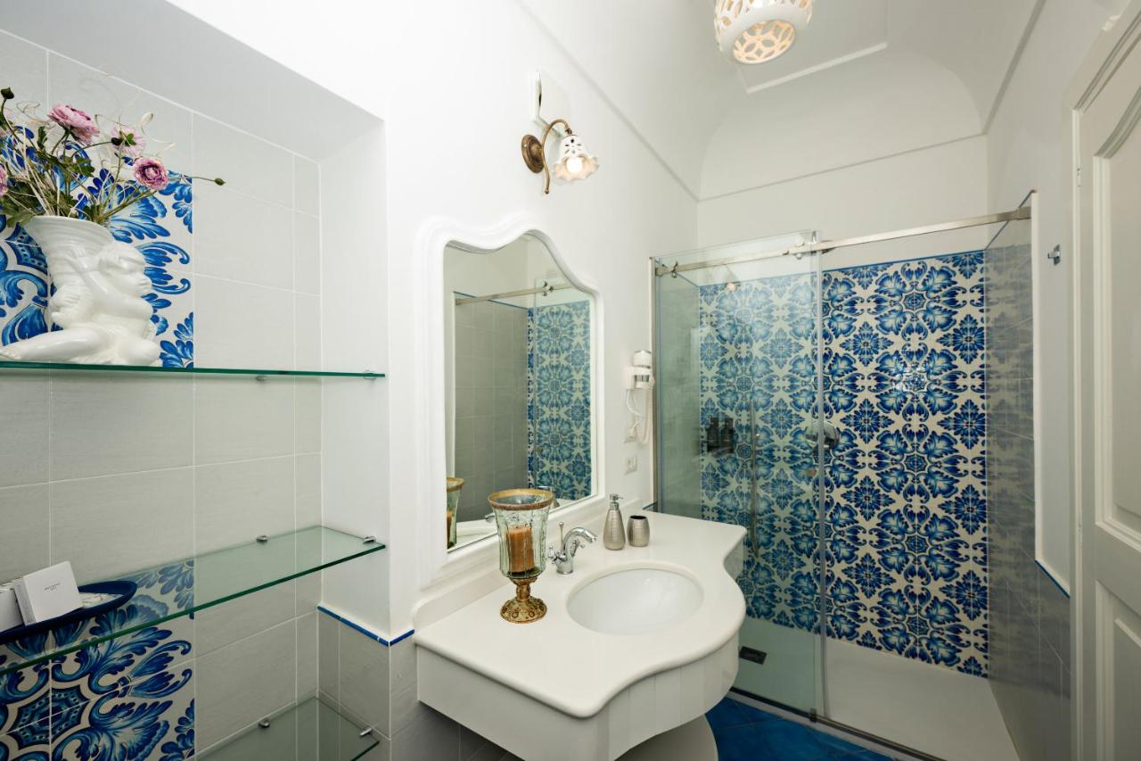Villa Santa Chiara Positano Suites - 3