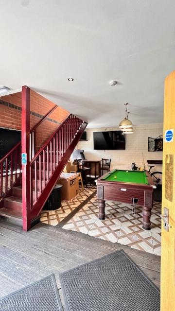 Shanahans B&B with Sports Bar photo 3