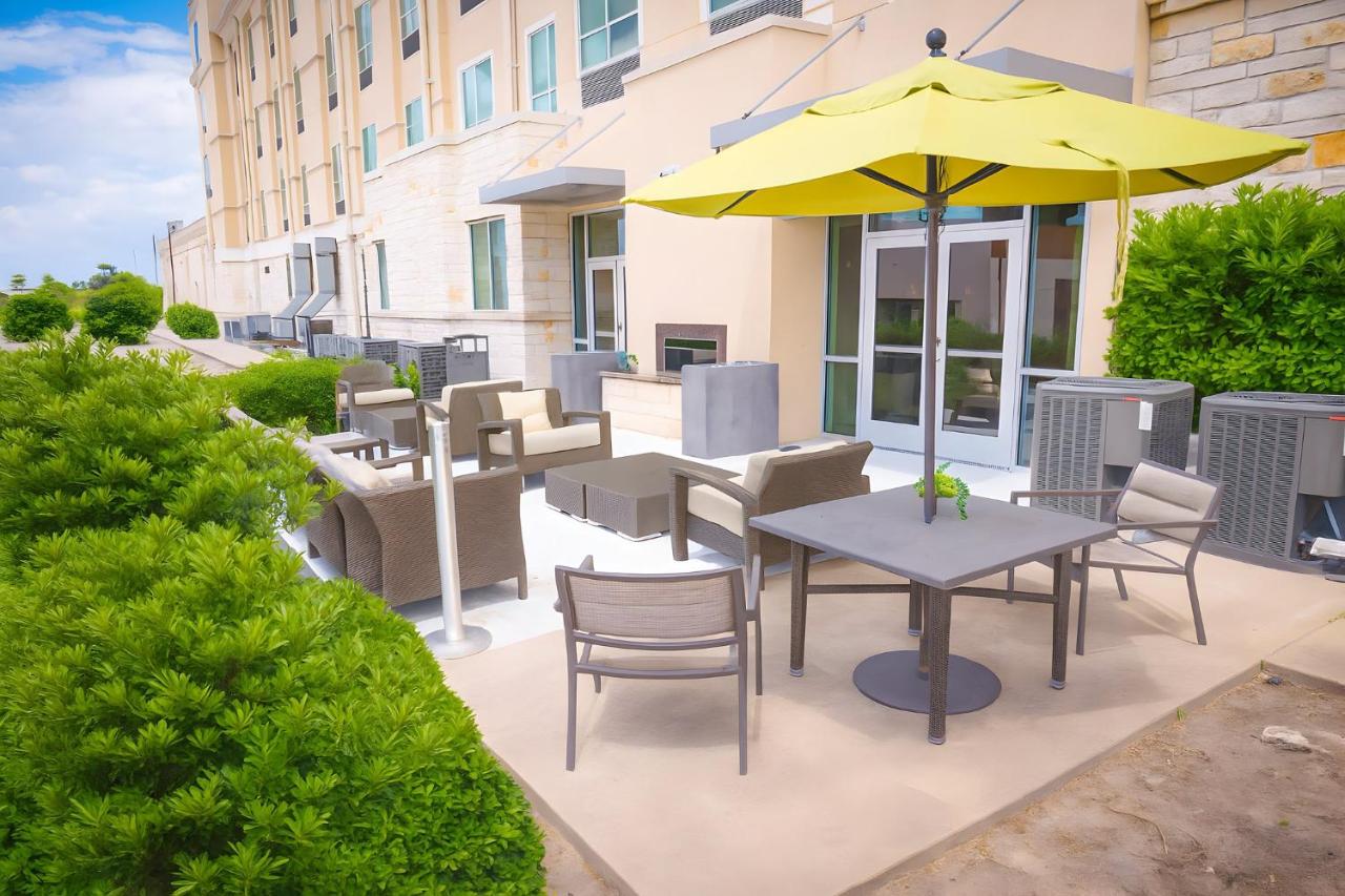 Holiday Inn & Suites Houston NW - Vintage Park Area by IHG photo 3