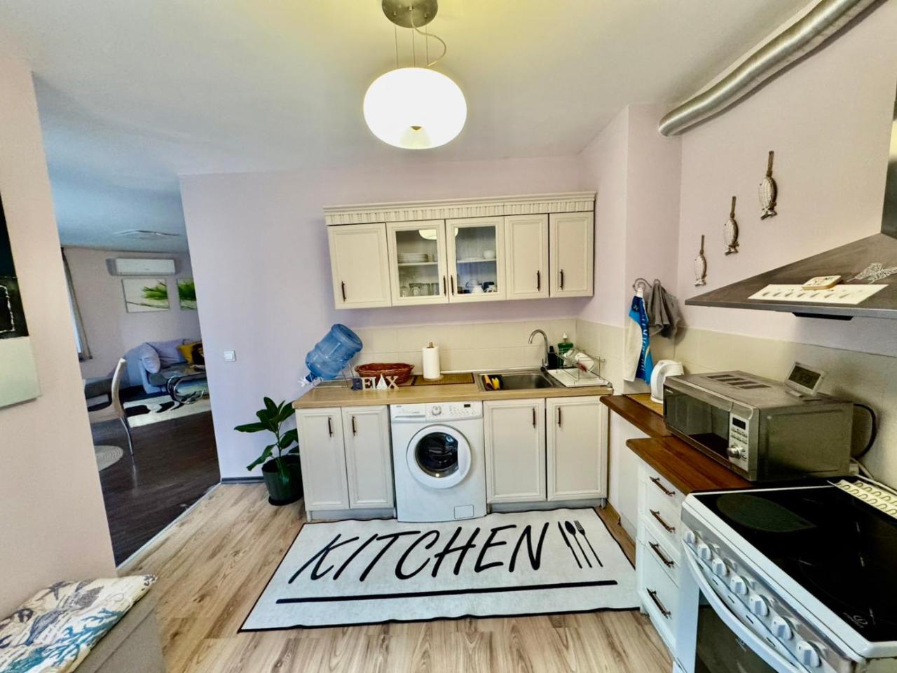 Sea breeze apartment Varna - 4
