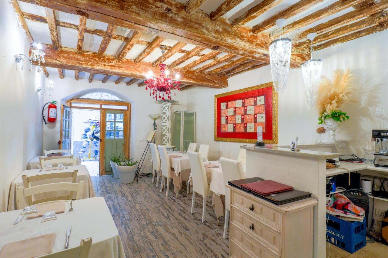 White Lerici - 3