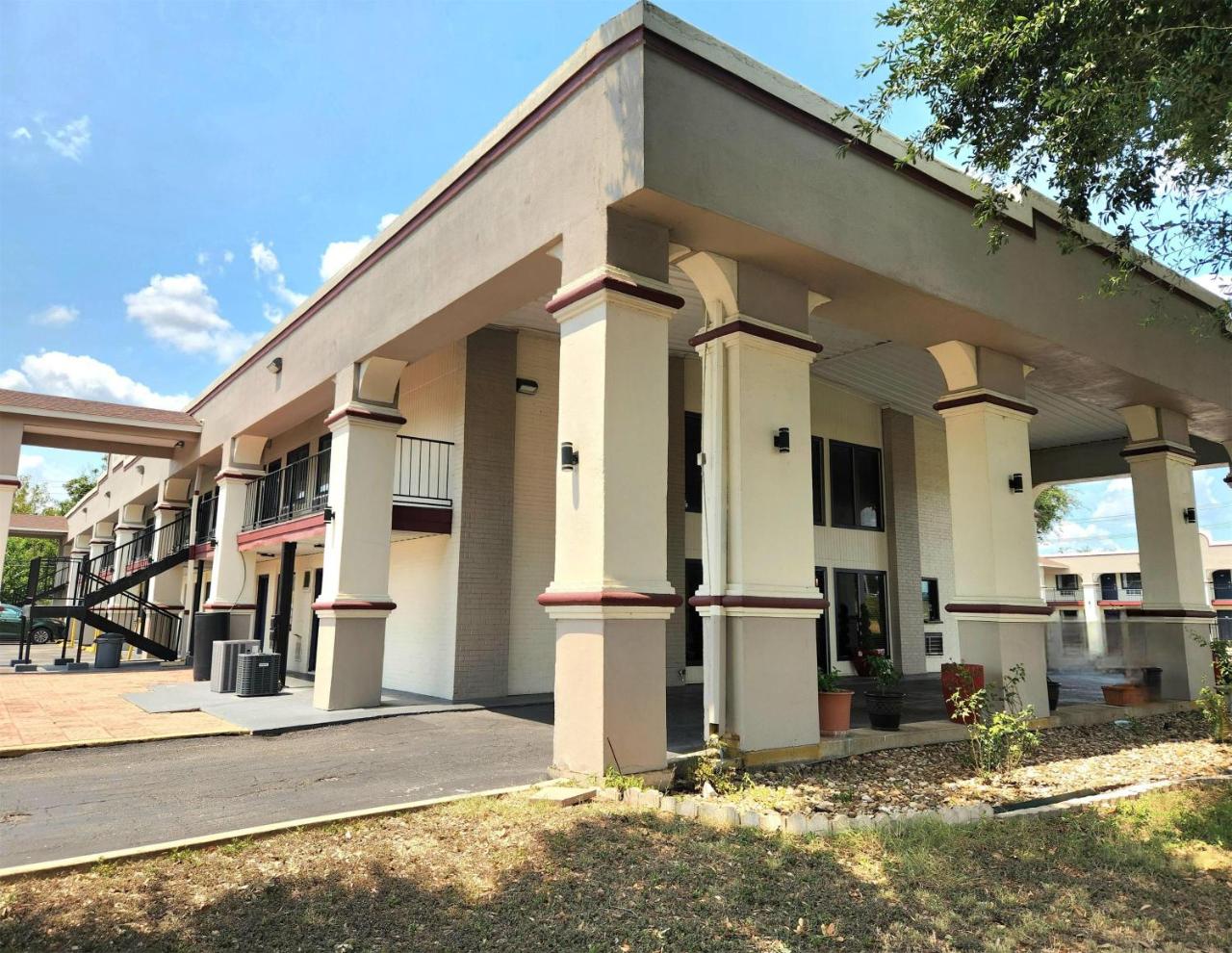 Foto - Days Inn by Wyndham San Marcos