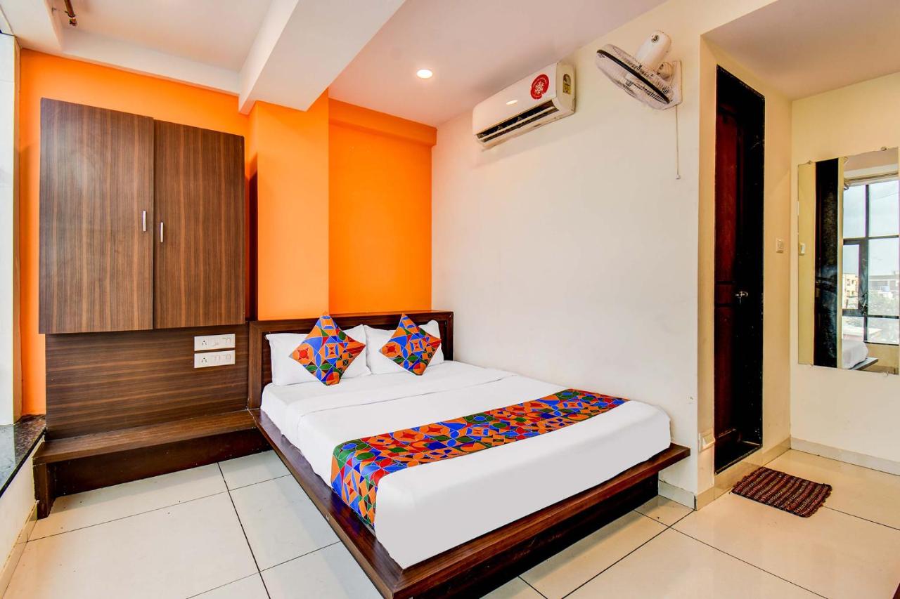 Photo - FabHotel Samudra Executive - Nr Solapur Highway