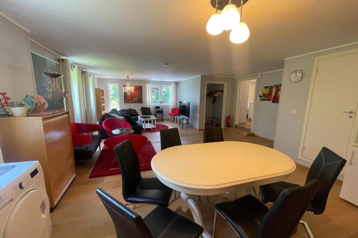 Spacious apartment with 4 bedrooms - 3