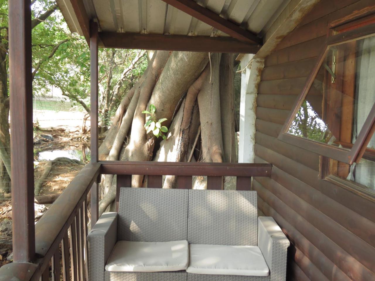 Kiaat Bungalows photo 2