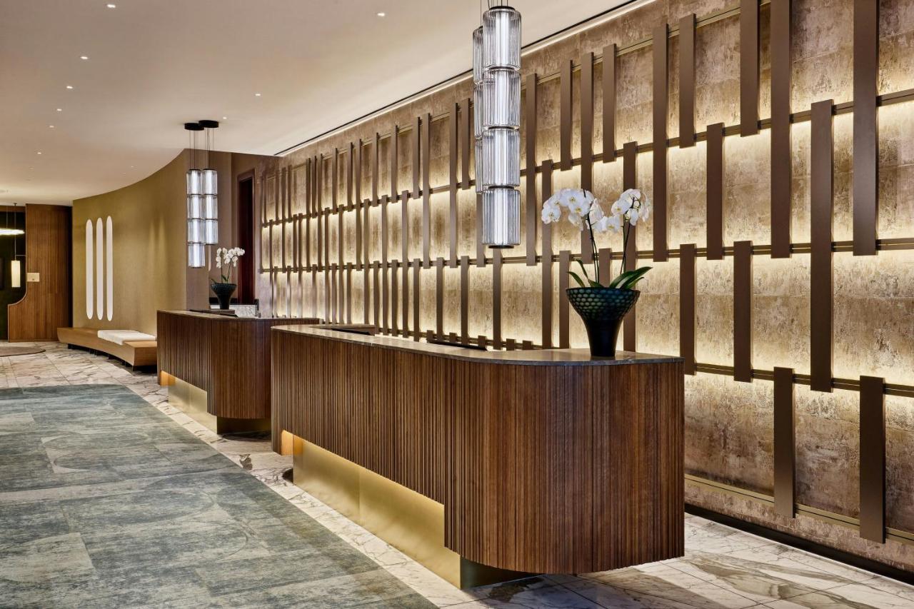 JW Marriott Hotel Frankfurt - 5
