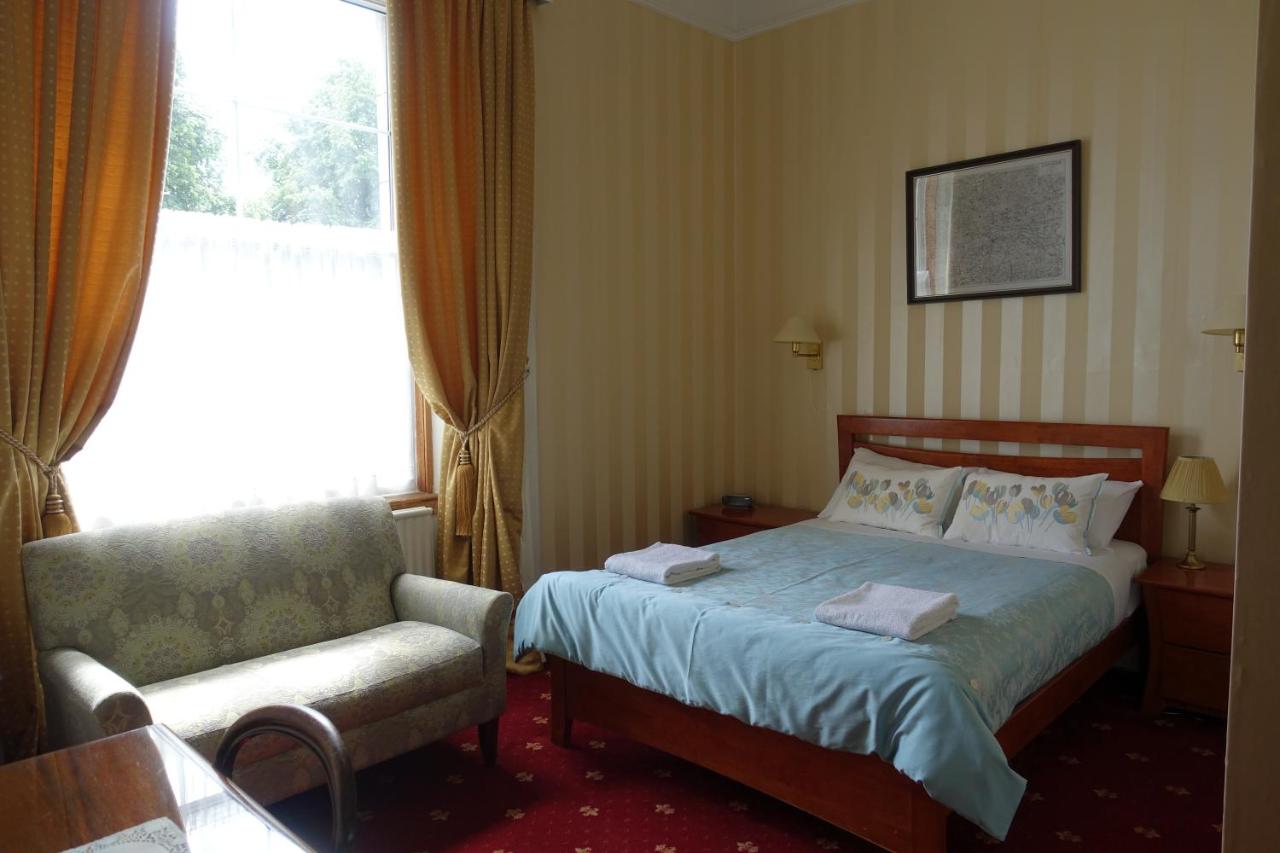 Ashgrove House photo 2