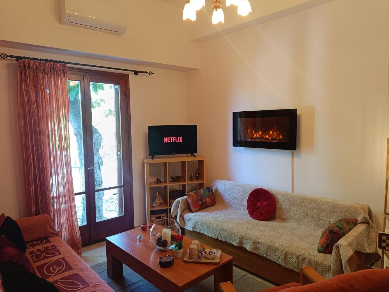 Delphion House - 2