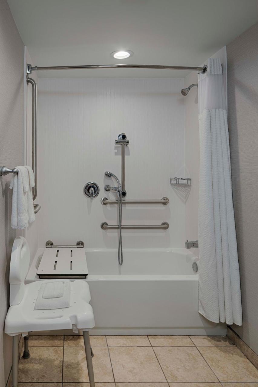 Photo - Courtyard by Marriott Springfield Downtown
