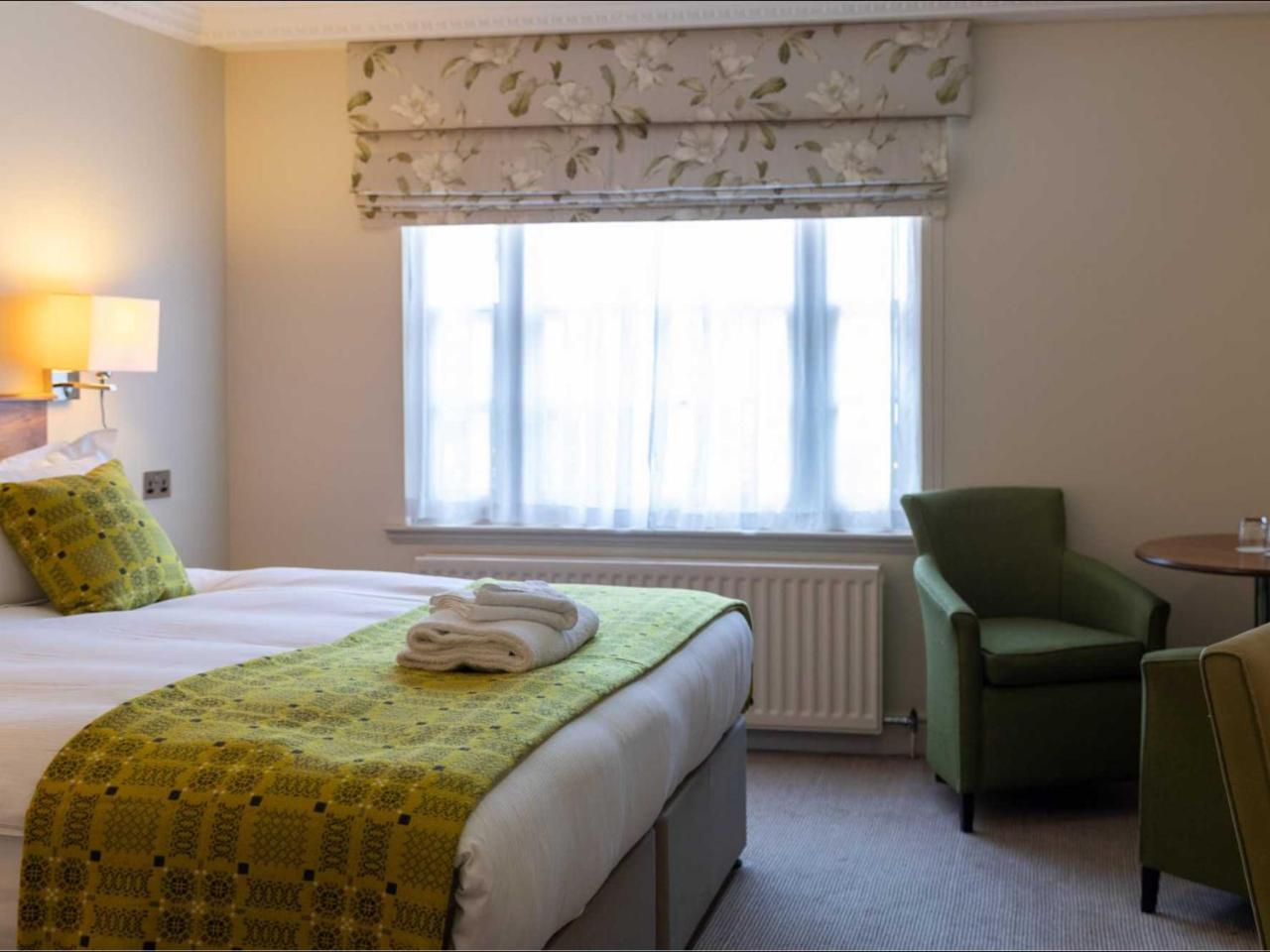 The Woburn - 6