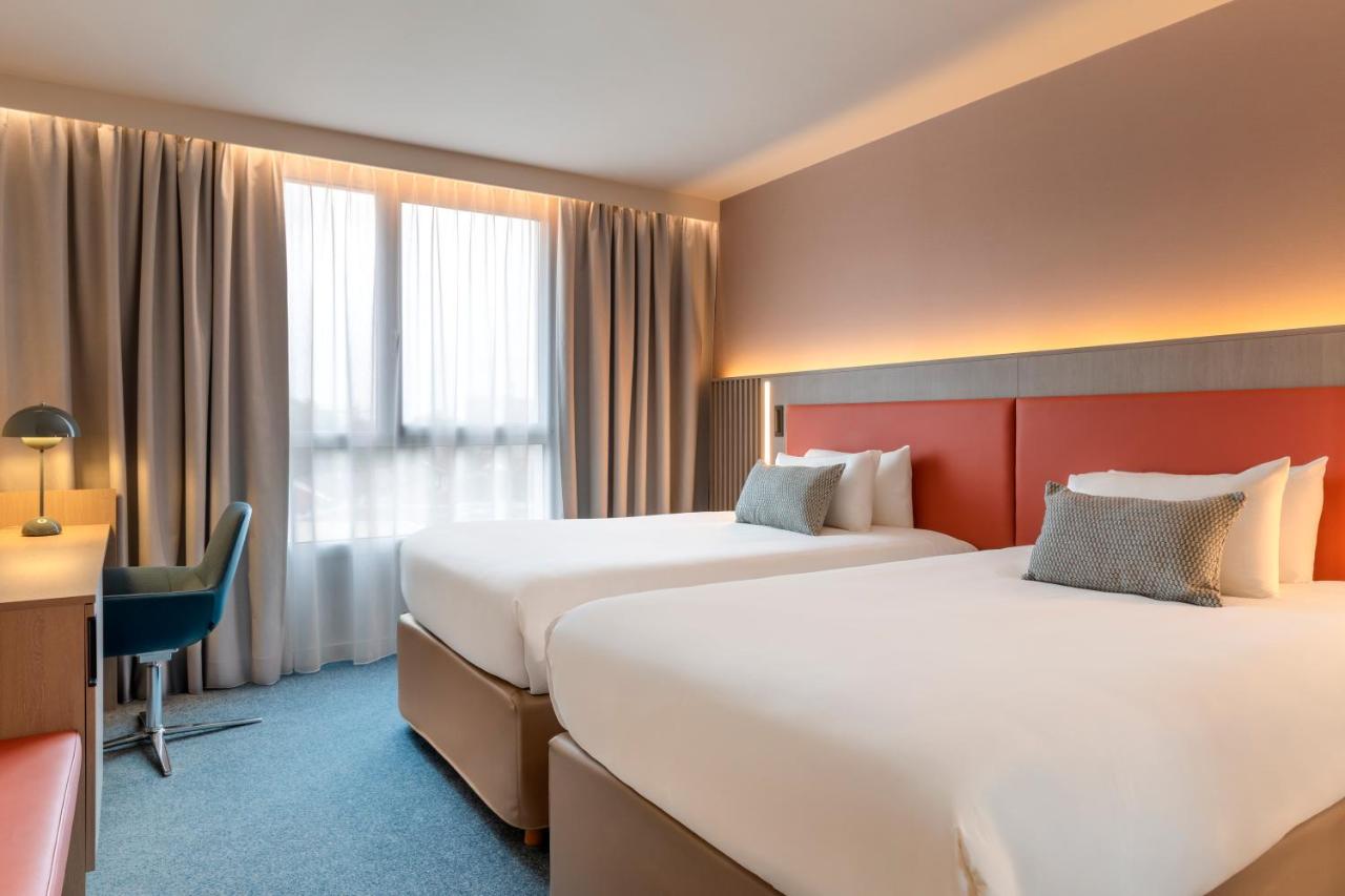 Courtyard by Marriott Paris Saint Denis photo 2