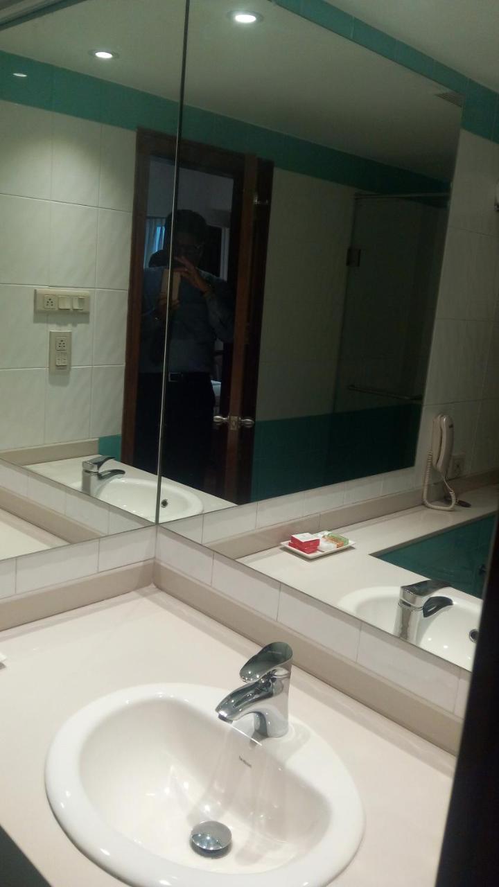 The Royal Orchid Hotel, Chembur photo 4