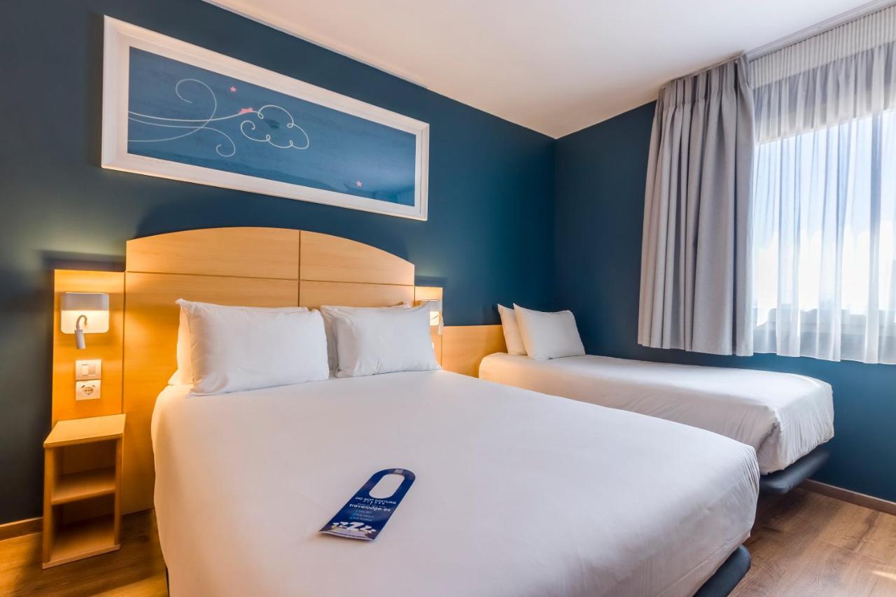 Travelodge Madrid Alcala de Henares photo 2