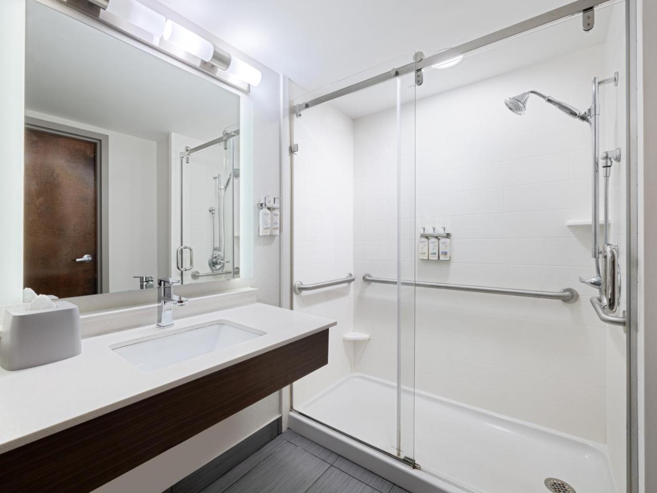 Holiday Inn Express & Suites Augusta West - Fort Eisenhower By IHG photo 2