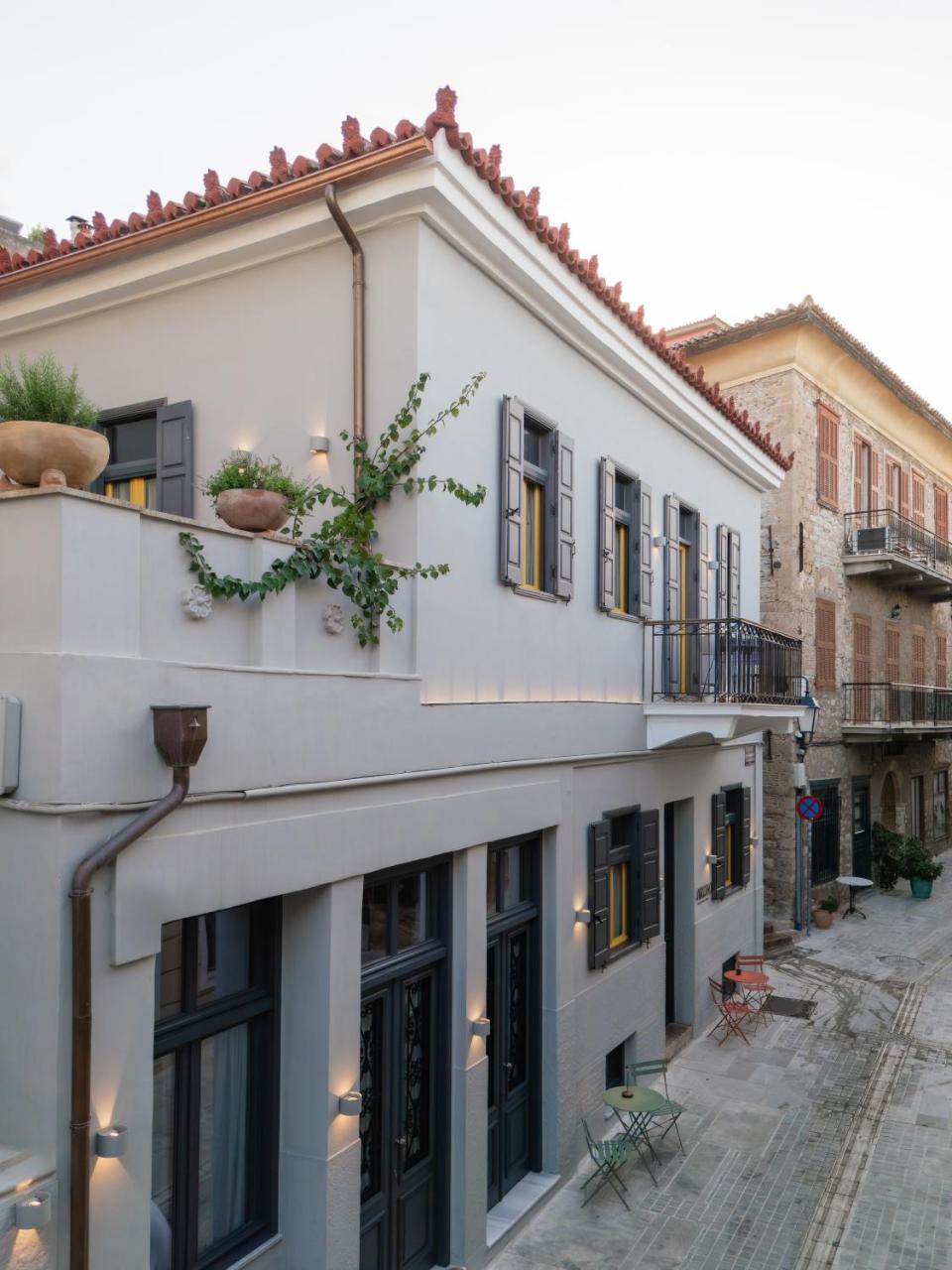 Archo Nafplio Suites & Rooms - 2