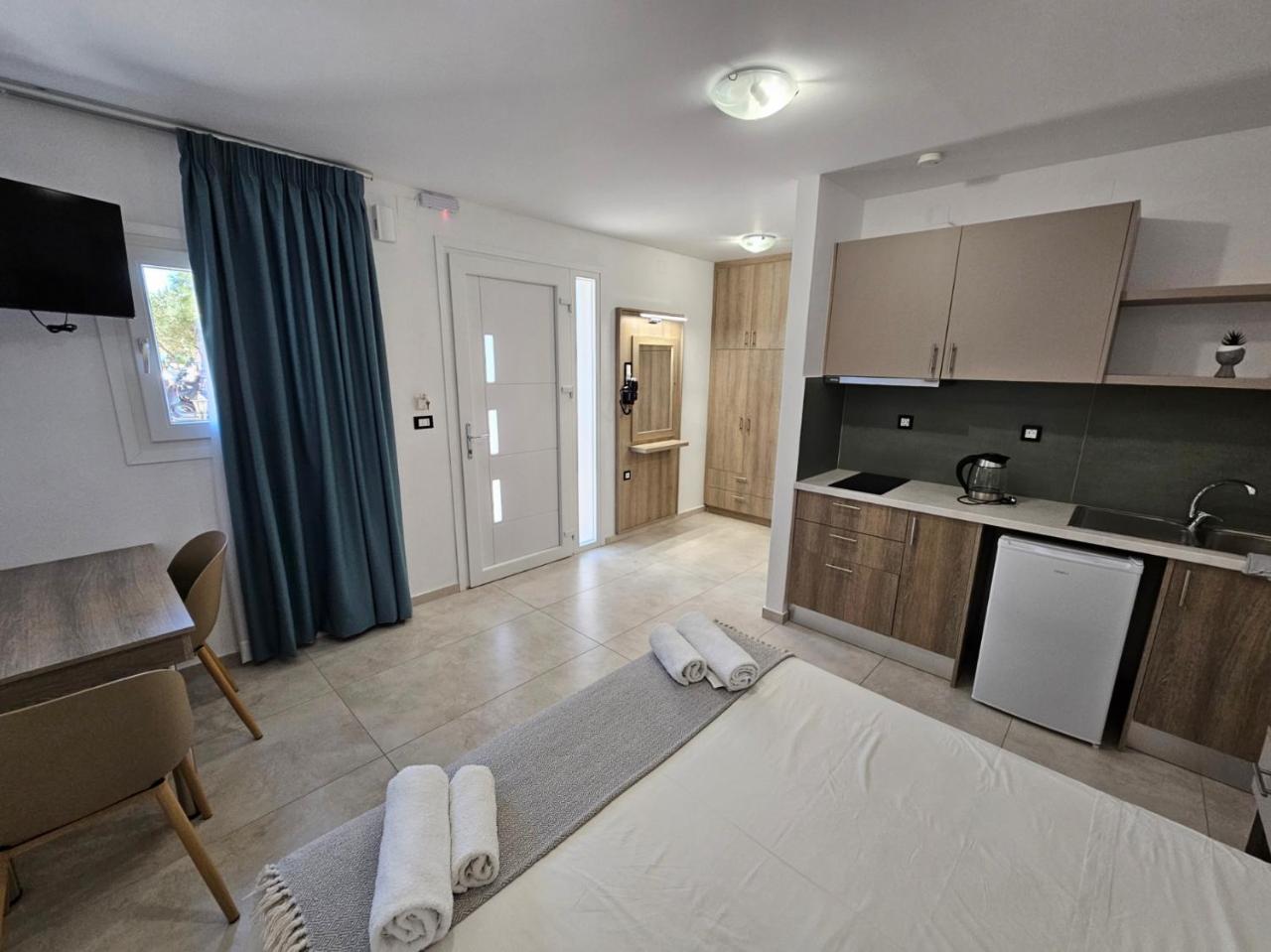 Elounda Sunrise Apartments - 5