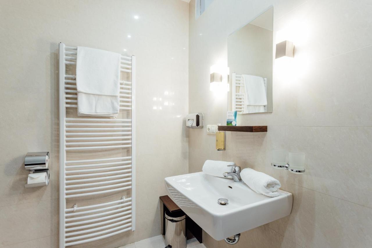 Hotel ALTIS - 2