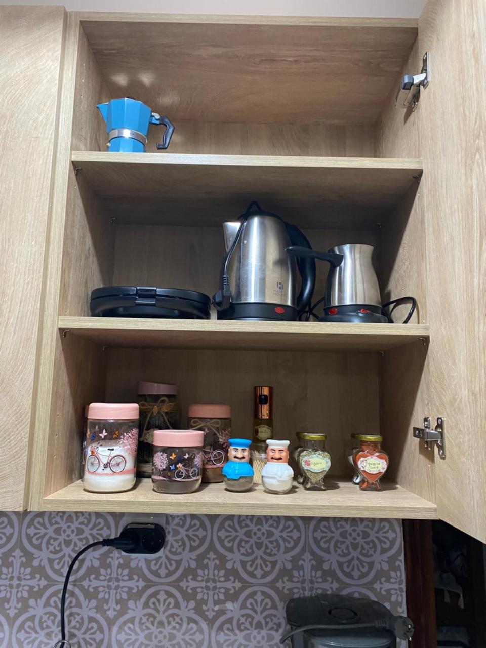 Venias Lake House Apartments 1 - 4