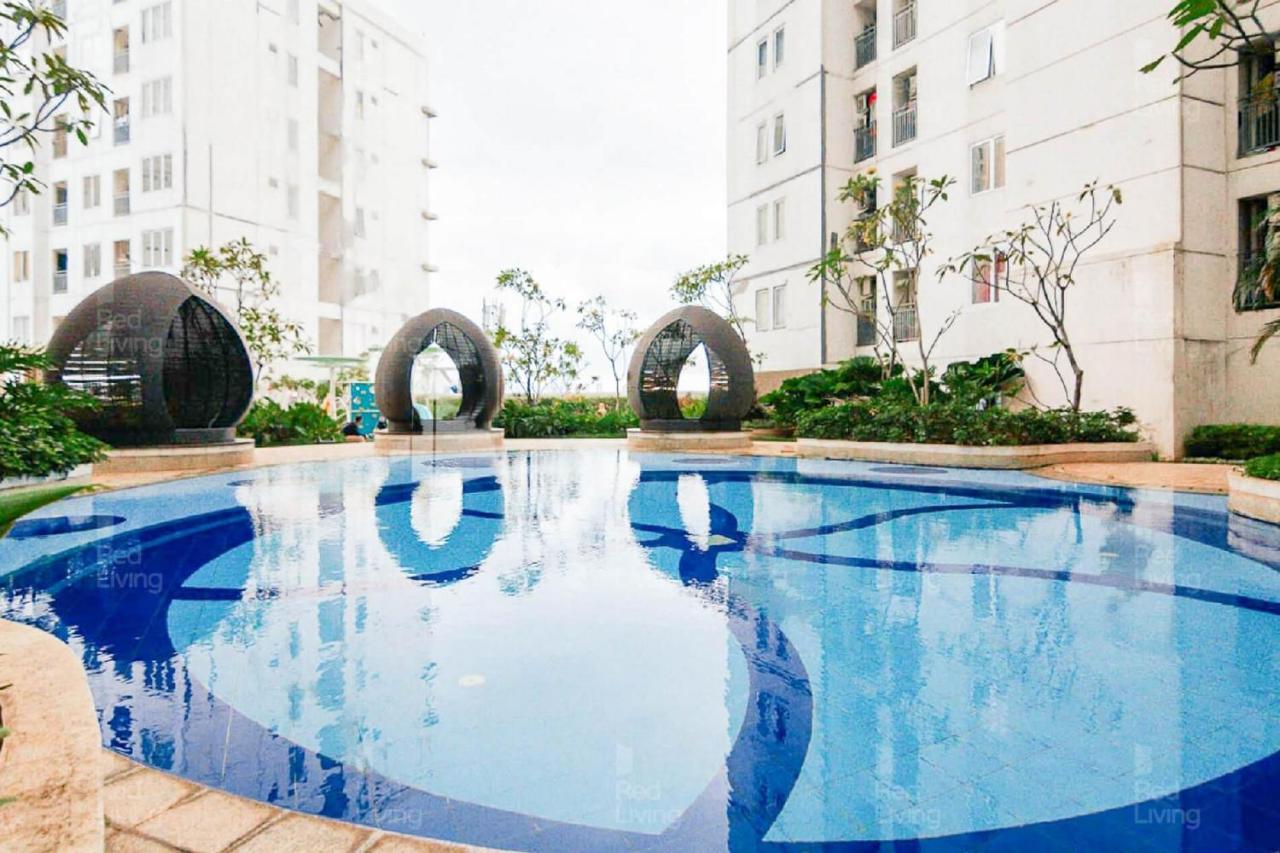 RedLiving Apartemen Bassura City - Gracefull Rooms Tower Dahlia photo 4