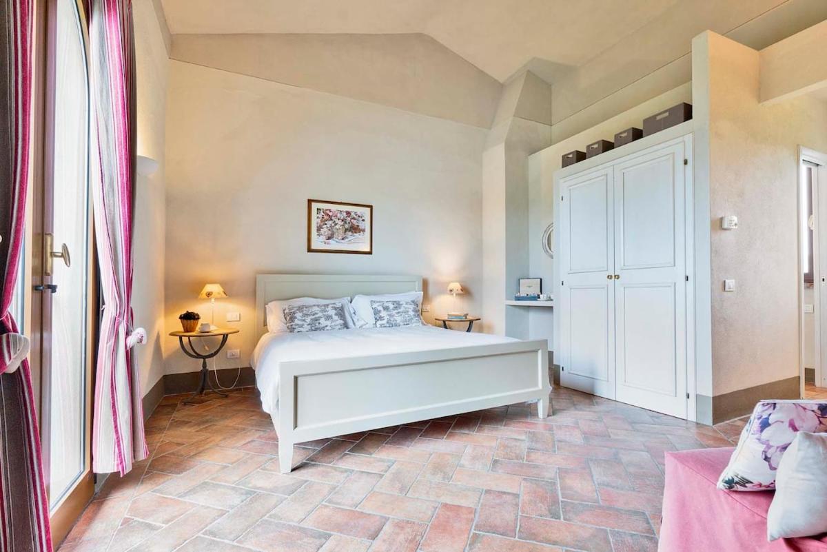 Cantagrillo - Spacious Villa & Private Pool - 2