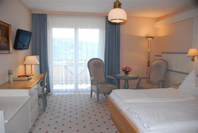 Hotel Alexanderhof - 2