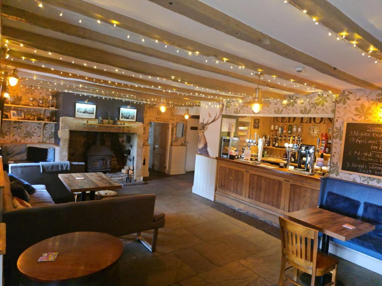 Red Lion Inn - 4
