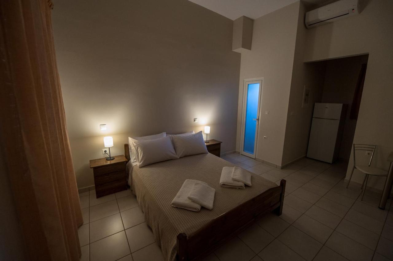 Nikolatos Apartments - 4