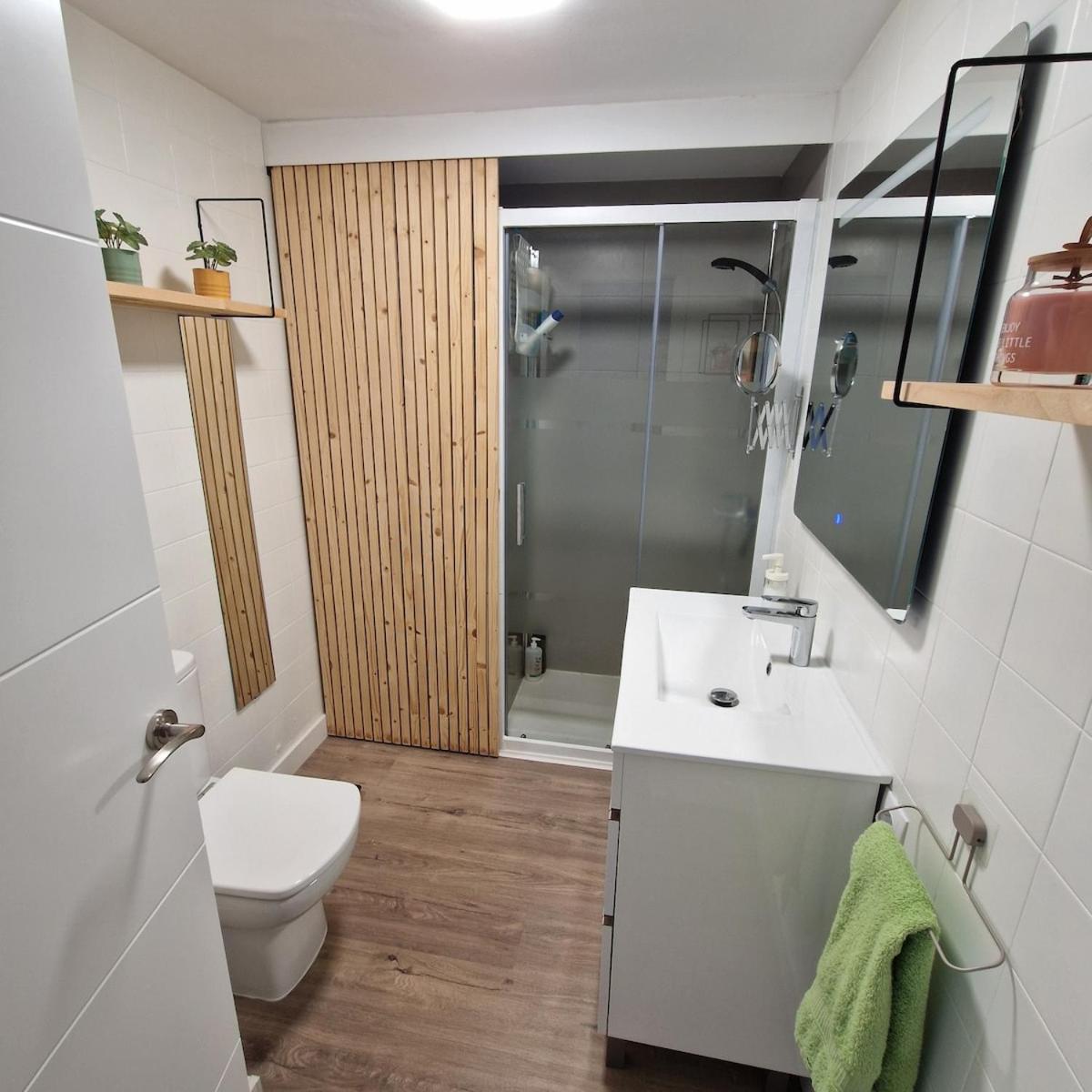 Apartamento con vistas al mar y montaña - Piscina - 6