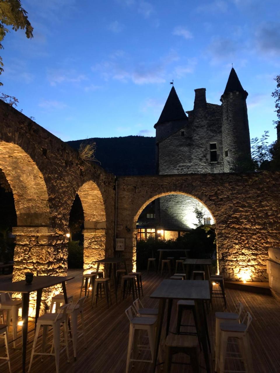 Hôtel-Restaurant Le Manoir De Montesquiou photo 2
