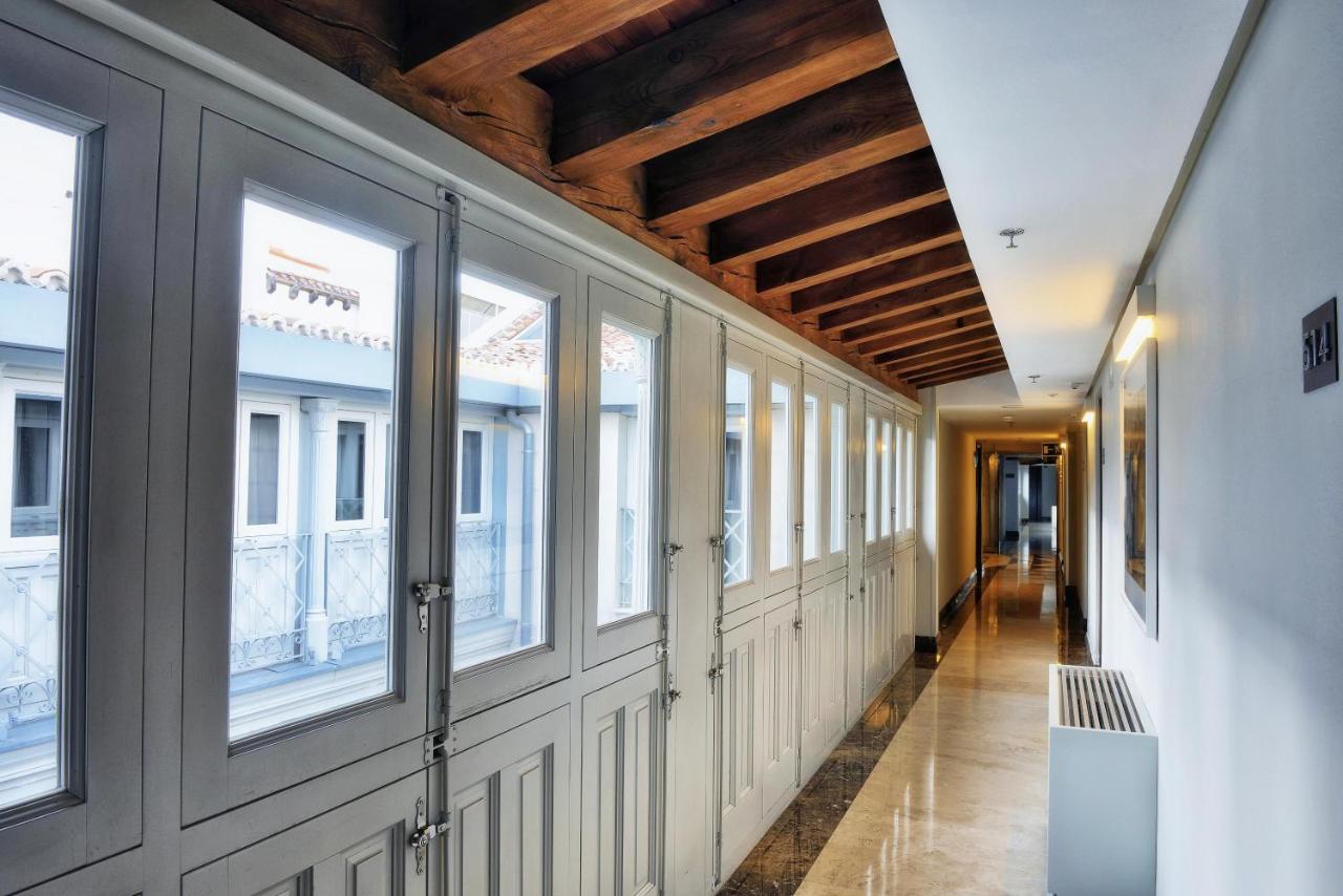NH Collection Madrid Palacio de Tepa photo 3