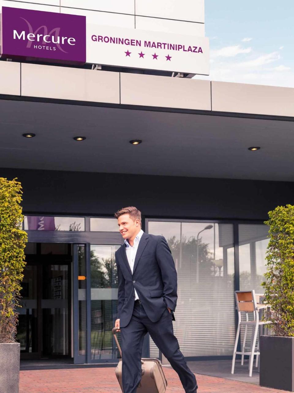 Mercure Hotel Groningen Martiniplaza photo 4