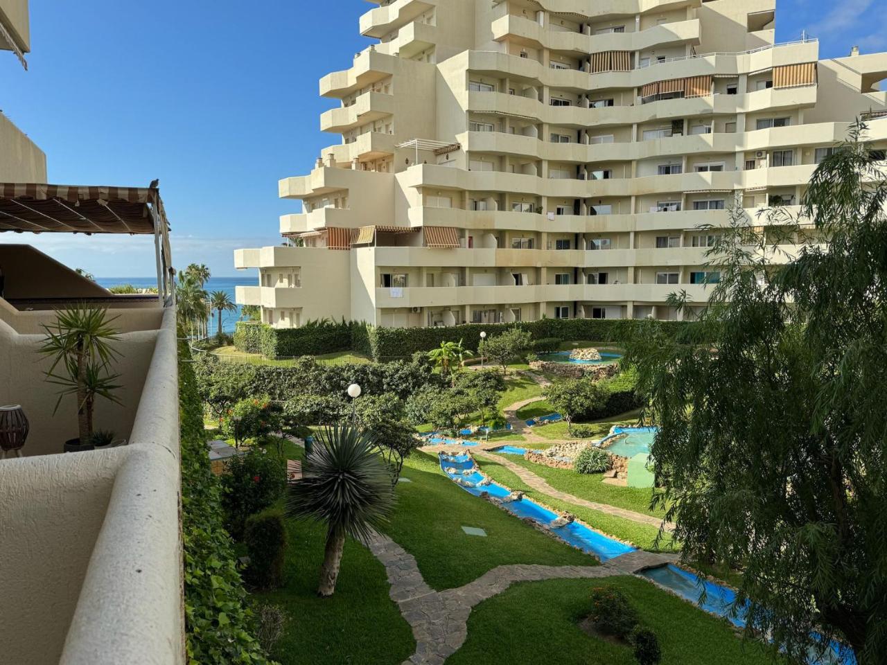 Benalbeach Loft Garden and Sea View - 2
