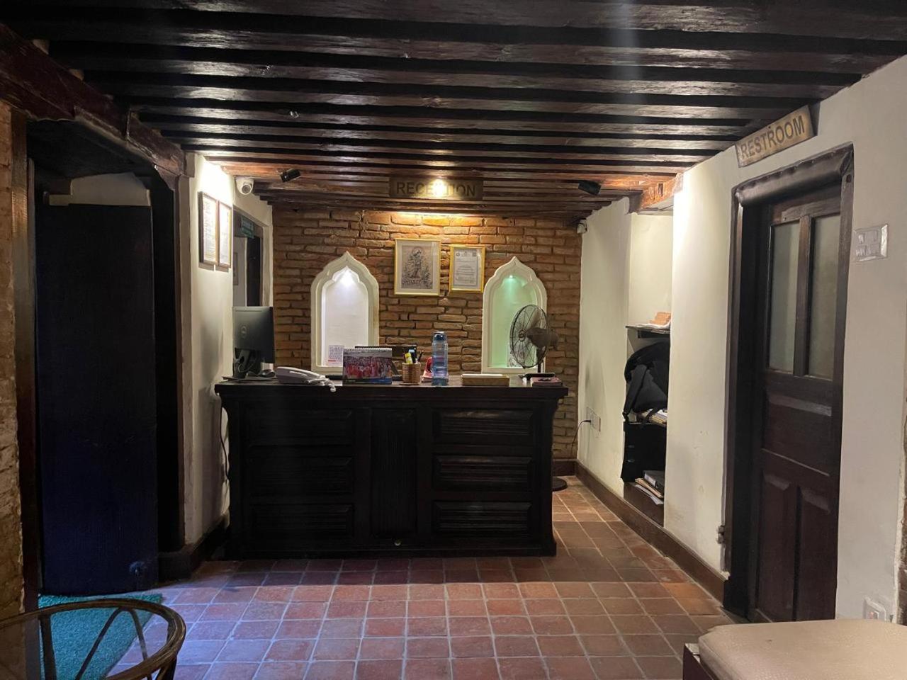 Hotel Patan House - Durbar Square photo 2