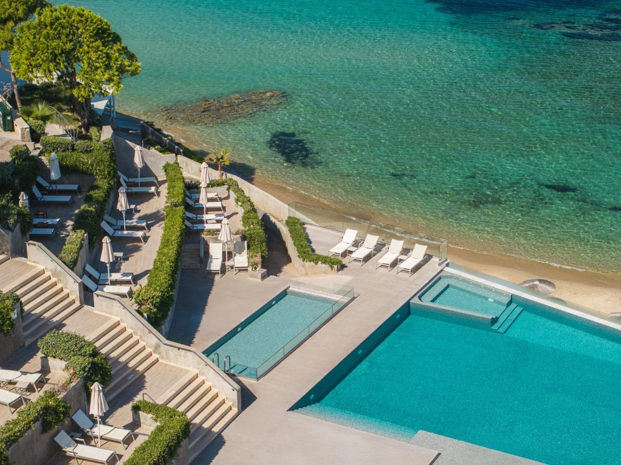 Alexandra Beach Resort & Spa - 3
