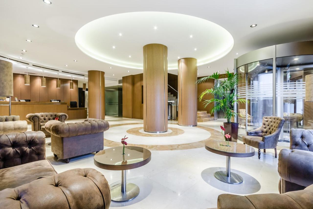 Hotel Reina Cristina - 4