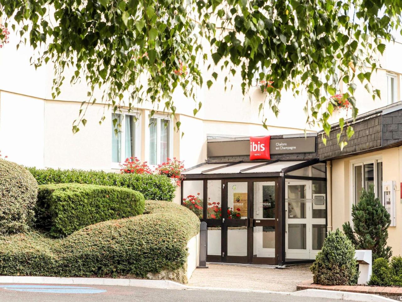 ibis Chalons en Champagne - 3