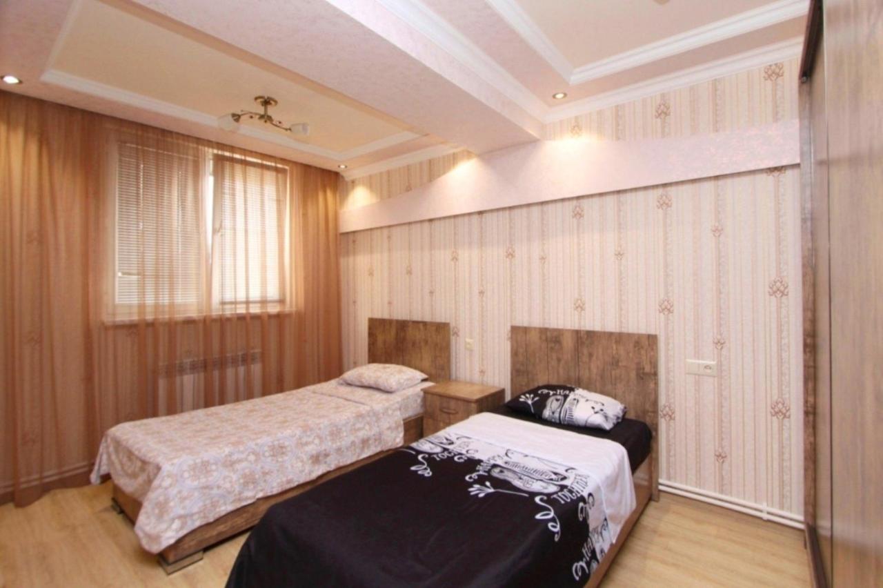Family Spacious 2 Bedroom Apartment in the Middle of City Center, Next To North Avenue photo 3