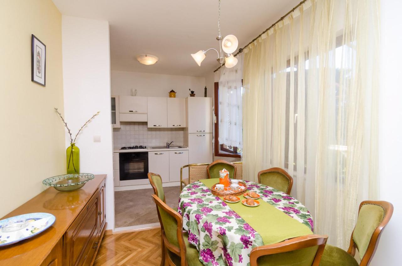 Apartment STJEPKO - 2