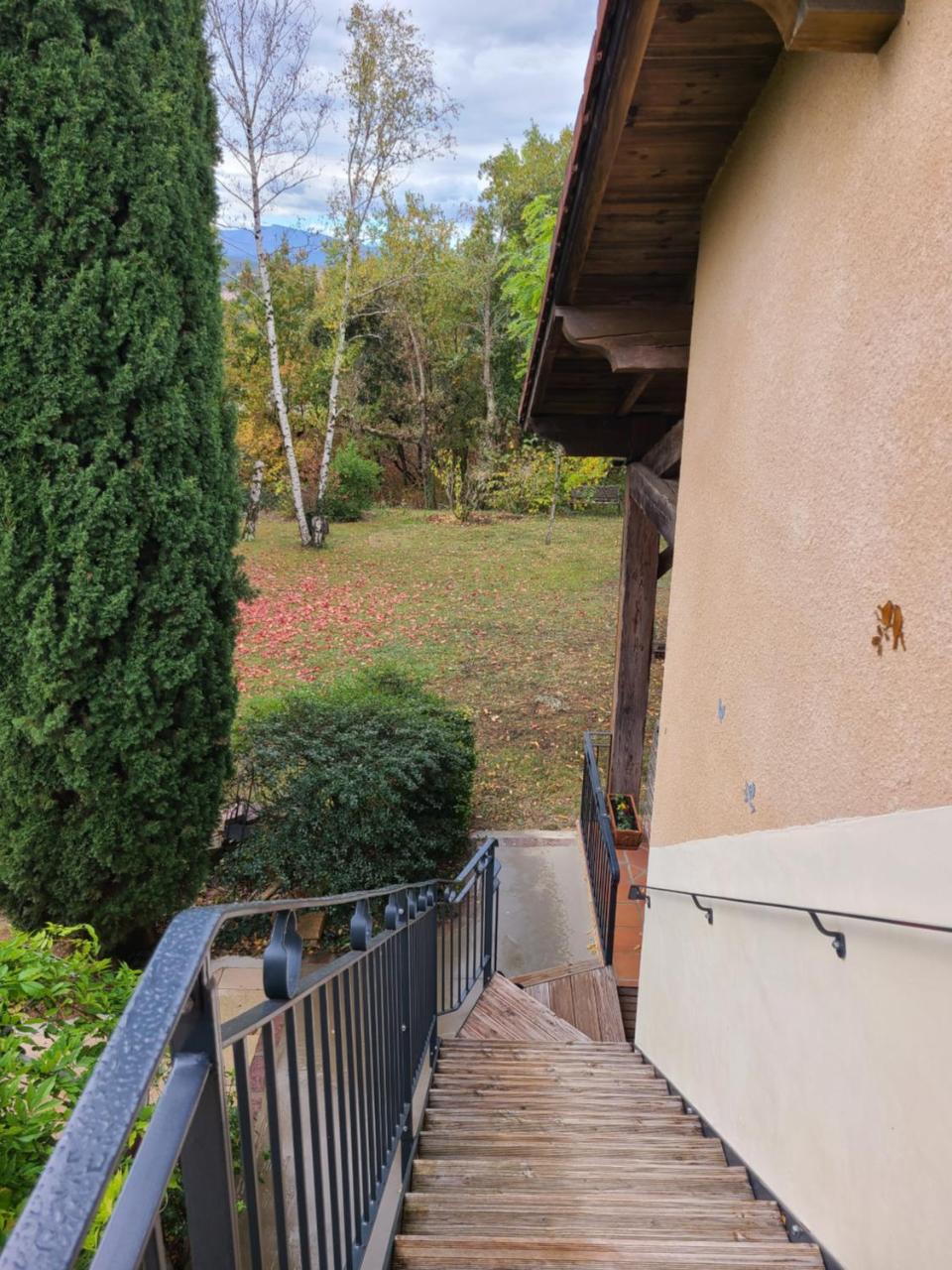 - - - - -Les Colombages - - - - Chambre d'hôtes-Gîte- Classement Gîte 3 étoiles - 3