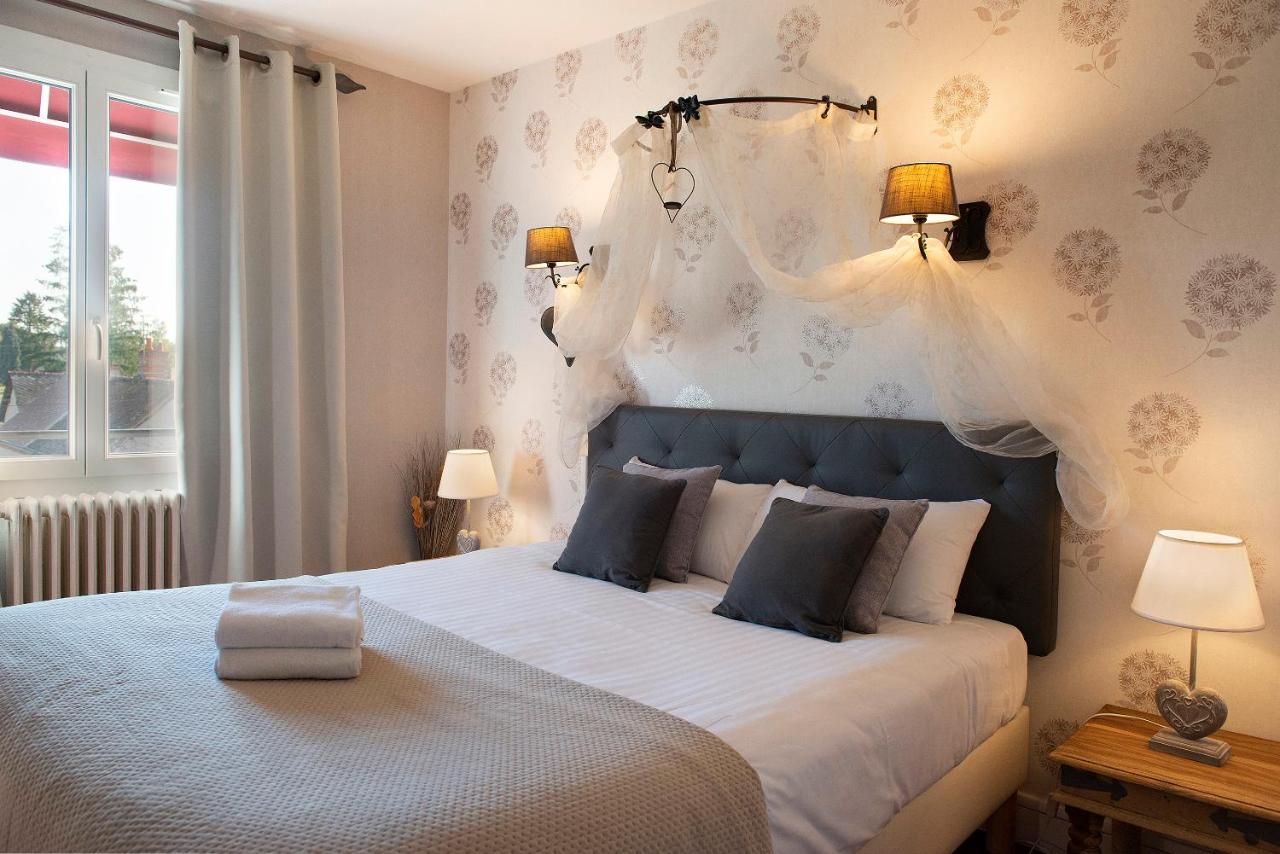 Logis Hôtel Saint Cyr photo 3