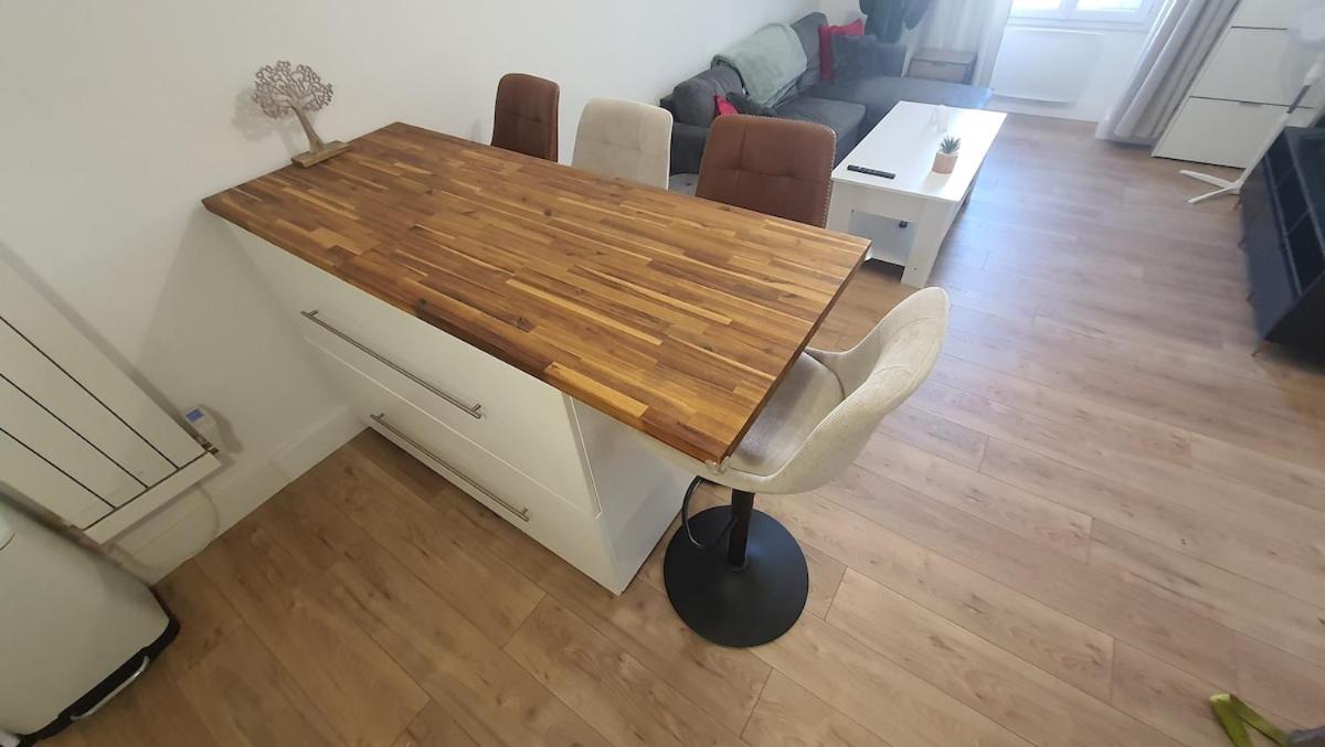 T2 47m2 Cosy & spacieux - proche Gare - Lit Queen Size et NETFLIX - Parking gratuit - 5